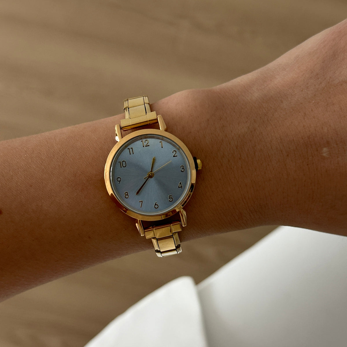 Blanca - reloj