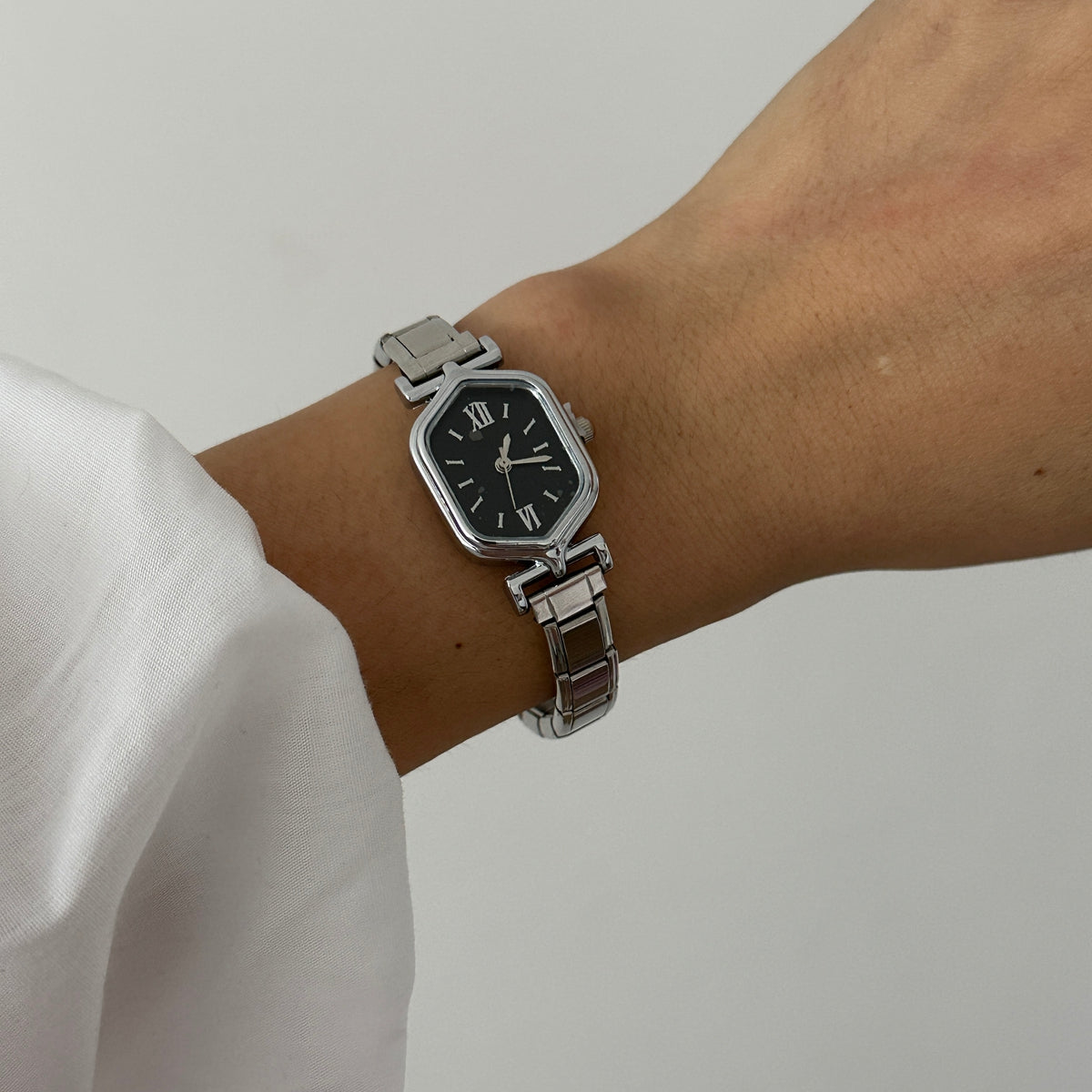 Nallely - reloj